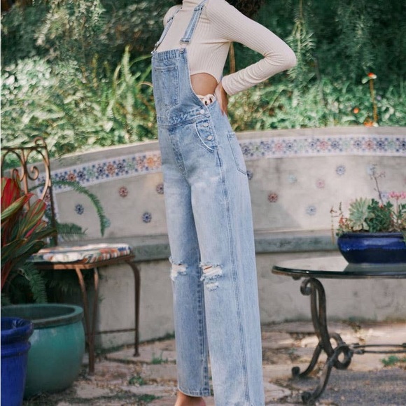 NEW KanCan DISTRESSED DENIM OVERALLS - Picture 3 of 4